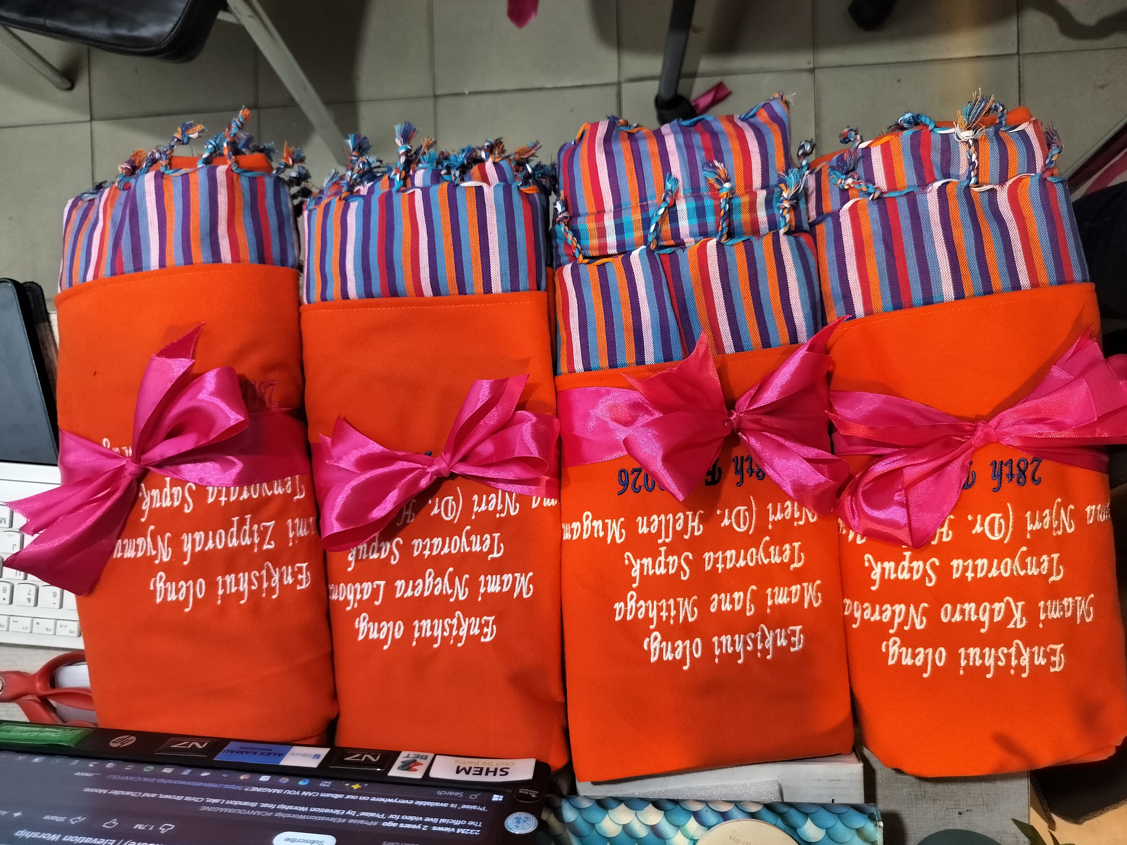 Kikoy Fleece Blanket